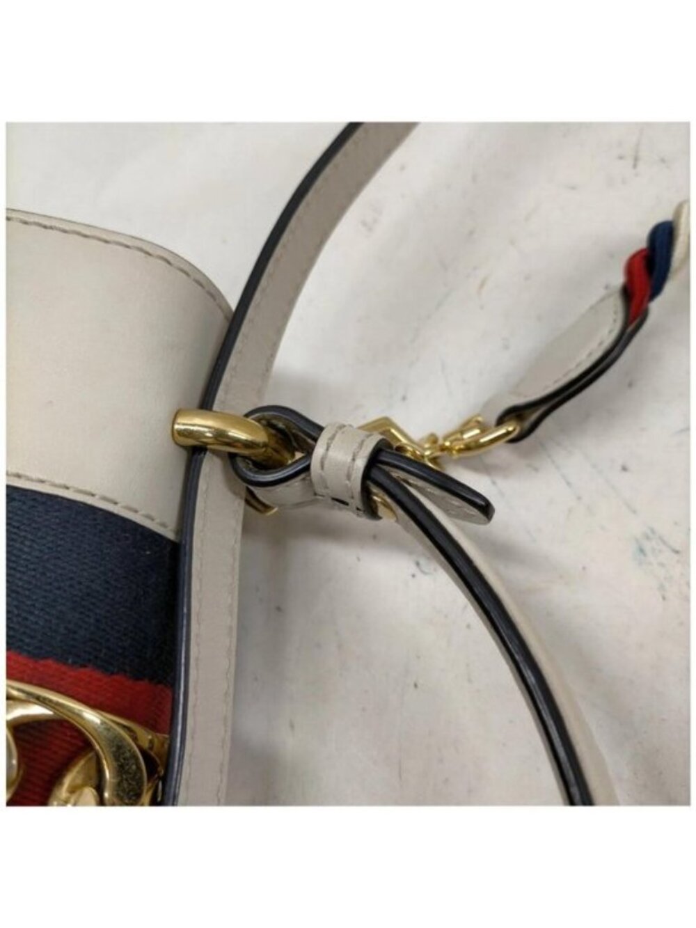 Authentic Gucci Sylvie Mini Floral Embroidered Leather Top Handle Crossbody Bag - Picture 6 of 16